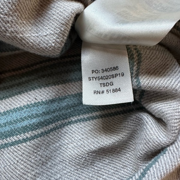 Patagonia Fjord flannel long sleeve button up organic cotton lightweight shirt - Picture 6 of 9